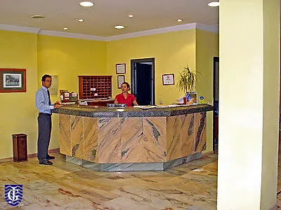 Hotel Trafalgar جيريز